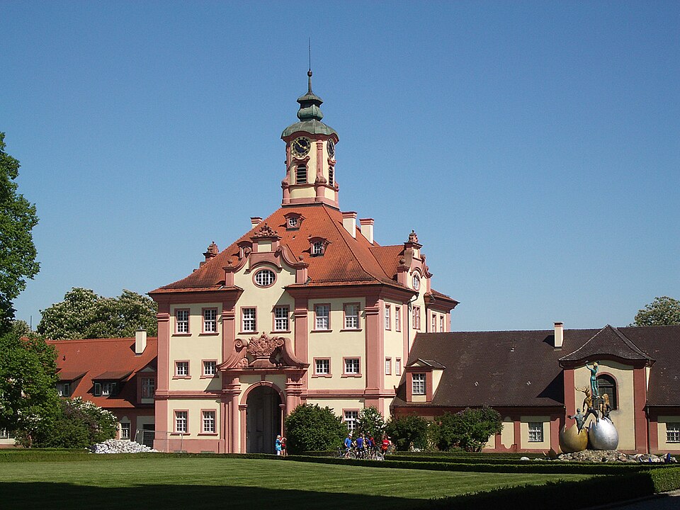 Wärmepumpe-Gurus in Altshausen – Schloss Torgebaeude (Foto: Andreas Praefcke) Schloss Torgebaeude in Altshausen – Wärmepumpe-Gurus vermittelt Fachbetriebe in Altshausen