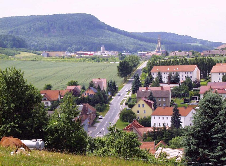Wärmepumpe-Gurus in Am Ohmberg – Ansicht von Am Ohmberg (Foto: Archiv45 at German Wikipedia) Wärmepumpe-Gurus in Am Ohmberg – Ansicht von Am Ohmberg