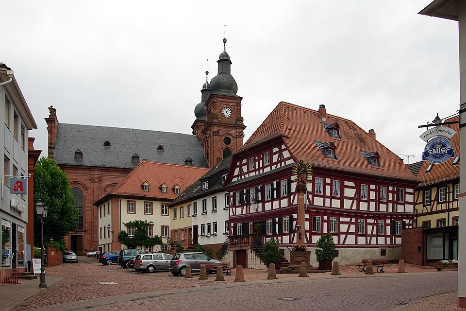 Wärmepumpe-Gurus in Amorbach – Ansicht von Amorbach (Foto: Berthold) Wärmepumpe-Gurus in Amorbach – Ansicht von Amorbach