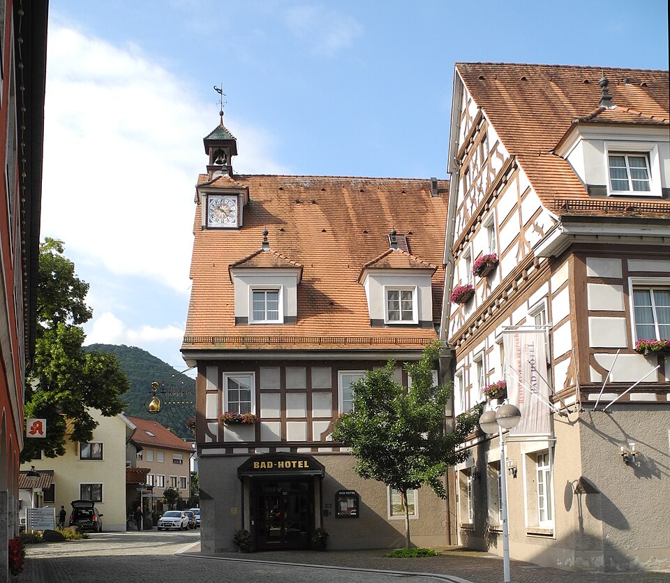 Wärmepumpe-Gurus in Bad Überkingen – Ansicht von Bad Überkingen (Foto: Franzfoto) Wärmepumpe-Gurus in Bad Überkingen – Ansicht von Bad Überkingen