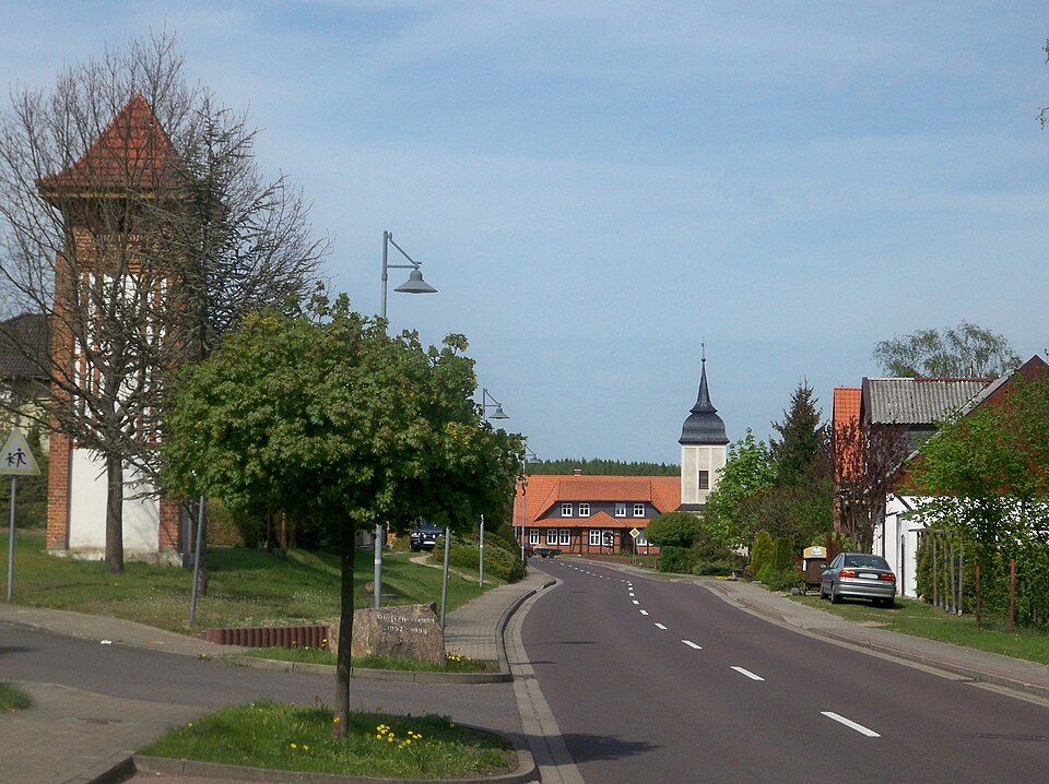 Wärmepumpe-Gurus in Beetzendorf – Ansicht von Beetzendorf (Foto: Vanellus Foto) Wärmepumpe-Gurus in Beetzendorf – Ansicht von Beetzendorf