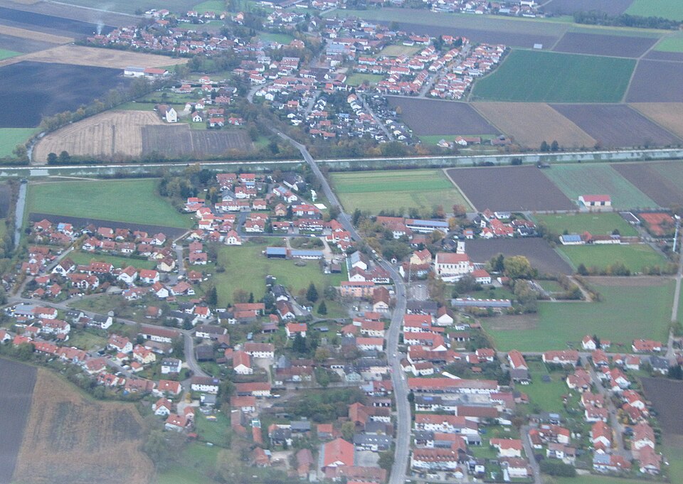 Wärmepumpe-Gurus in Berglern – Ansicht von Berglern (Foto: Michiel1972) Wärmepumpe-Gurus in Berglern – Ansicht von Berglern