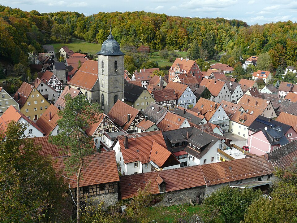 Wärmepumpe-Gurus in Betzenstein – Ansicht von Betzenstein (Foto: Mikmaq) Wärmepumpe-Gurus in Betzenstein – Ansicht von Betzenstein