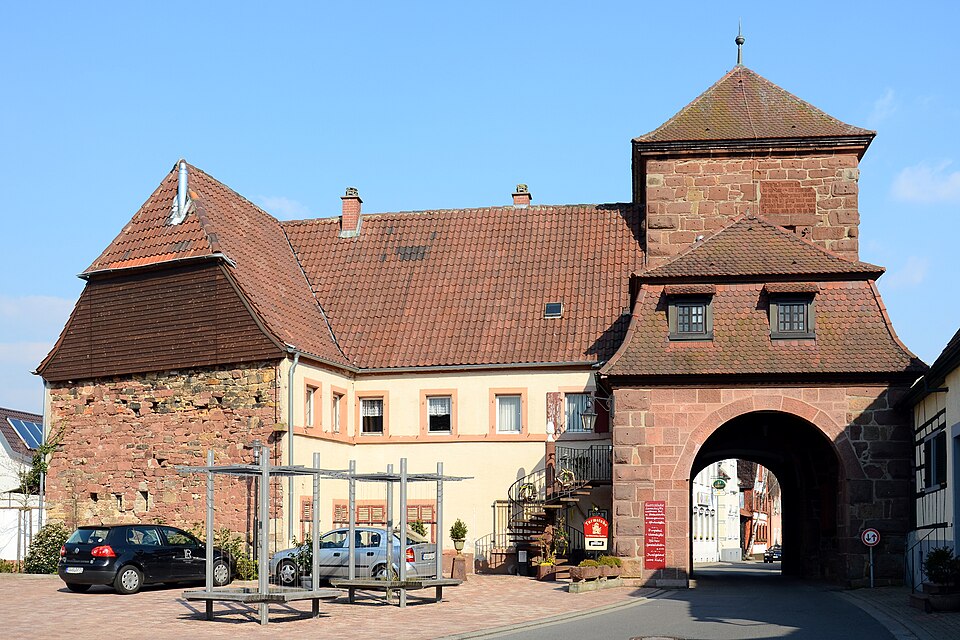 Wärmepumpe-Gurus in Billigheim-Ingenheim – Ansicht von Billigheim-Ingenheim (Foto: BlueBreezeWiki) Wärmepumpe-Gurus in Billigheim-Ingenheim – Ansicht von Billigheim-Ingenheim
