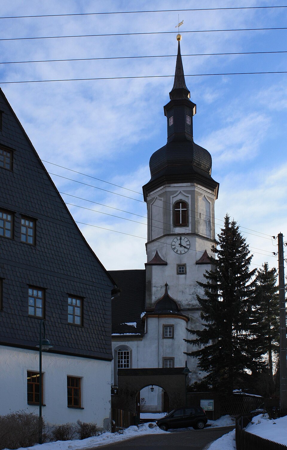 Wärmepumpe-Gurus in Bockau – Kirche Pfarrhaus (Foto: Devilsanddust) Kirche Pfarrhaus in Bockau – Wärmepumpe-Gurus vermittelt Fachbetriebe in Bockau