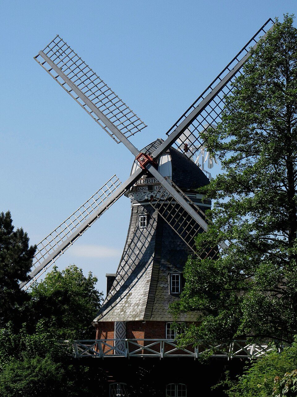 Wärmepumpe-Gurus in Bönebüttel – Windmühle (Foto: VentiAmica) Windmühle in Bönebüttel – Wärmepumpe-Gurus vermittelt Fachbetriebe in Bönebüttel