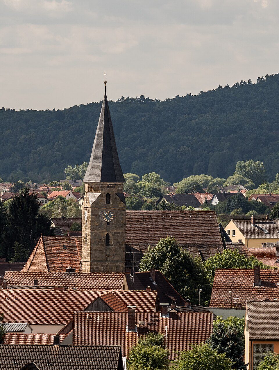 Wärmepumpe-Gurus in Breitengüßbach – Ansicht von Breitengüßbach (Foto: Ermell) Wärmepumpe-Gurus in Breitengüßbach – Ansicht von Breitengüßbach