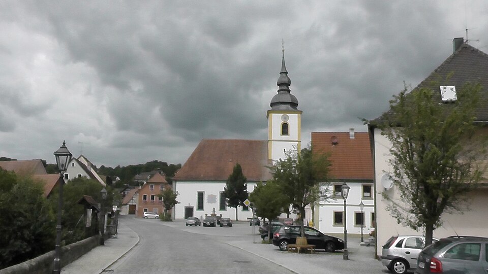 Wärmepumpe-Gurus in Burghaslach – Ansicht von Burghaslach (Foto: Luthermütze) Wärmepumpe-Gurus in Burghaslach – Ansicht von Burghaslach