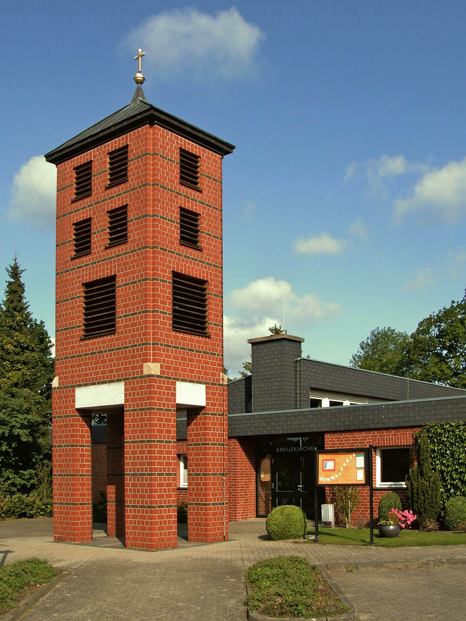 Wärmepumpe-Gurus in Danndorf – Kirche (Foto: Kirchenfan) Kirche in Danndorf – Wärmepumpe-Gurus vermittelt Fachbetriebe in Danndorf