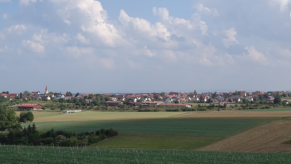 Wärmepumpe-Gurus in Deckenpfronn – Ansicht von Deckenpfronn (Foto: Giftzwerg 88) Wärmepumpe-Gurus in Deckenpfronn – Ansicht von Deckenpfronn