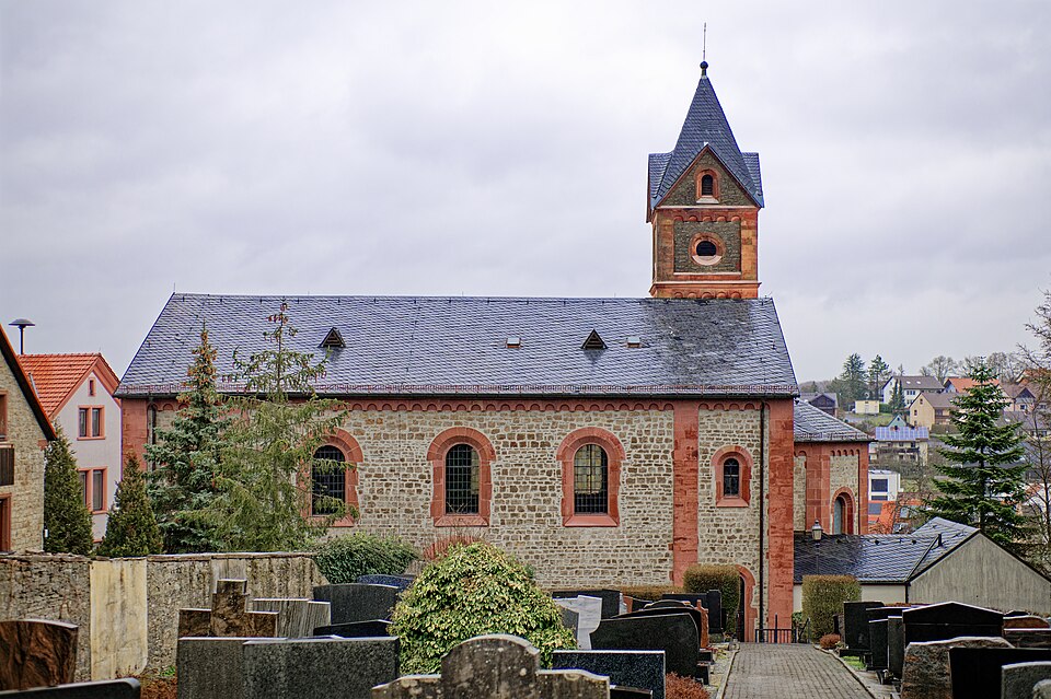 Kath. Pfarrkirche in Eisingen – Wärmepumpe-Gurus vermittelt Fachbetriebe in Eisingen