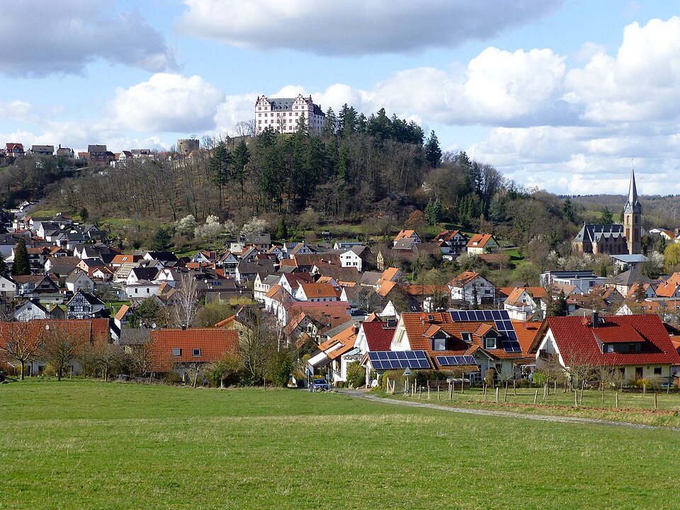 Wärmepumpe-Gurus in Fischbachtal – Ansicht von Fischbachtal (Foto: Muck) Wärmepumpe-Gurus in Fischbachtal – Ansicht von Fischbachtal