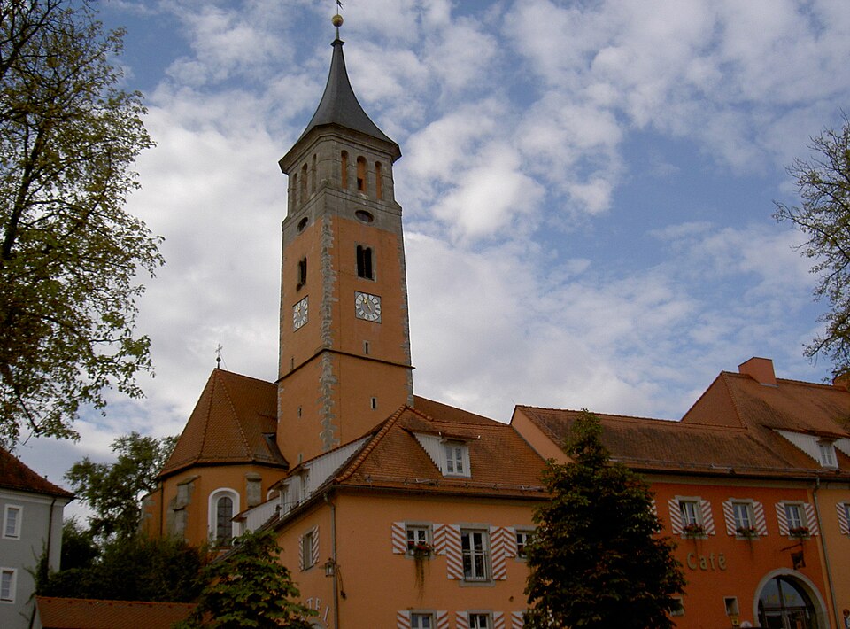 Wärmepumpe-Gurus in Floß – FlossEvKirche (Foto: Allexkoch) FlossEvKirche in Floß – Wärmepumpe-Gurus vermittelt Fachbetriebe in Floß