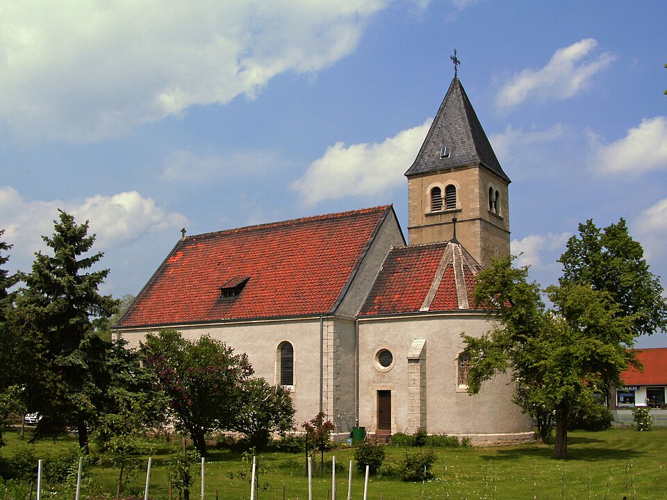 Wärmepumpe-Gurus in Gröningen – Kirche (Foto: Kirchenfan) Kirche in Gröningen – Wärmepumpe-Gurus vermittelt Fachbetriebe in Gröningen