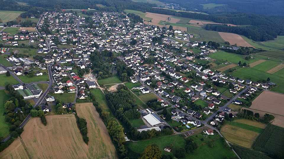 Wärmepumpe-Gurus in Großmaischeid – Ansicht von Großmaischeid (Foto: Wolkenkratzer) Wärmepumpe-Gurus in Großmaischeid – Ansicht von Großmaischeid