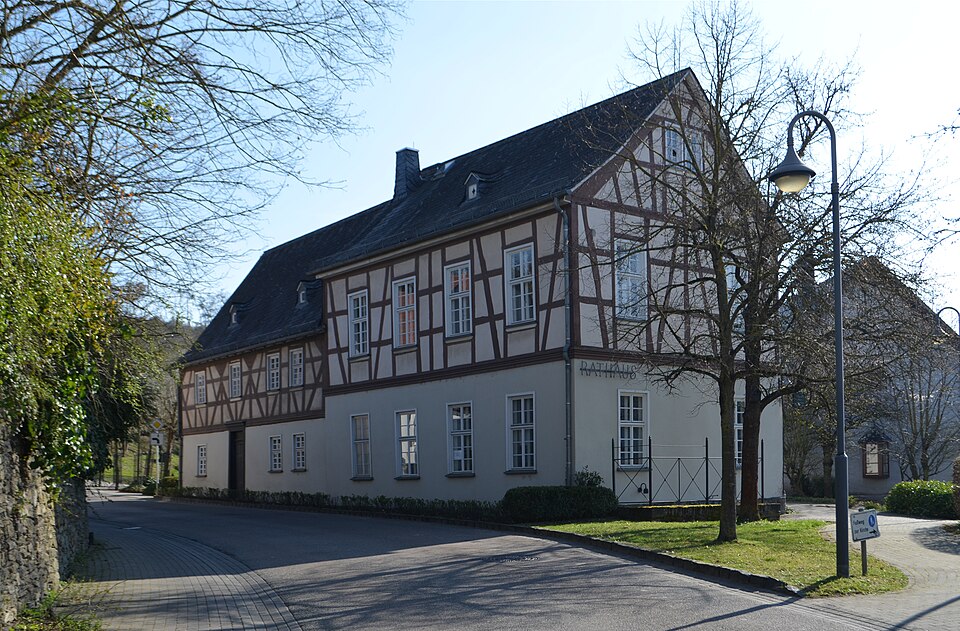 Wärmepumpe-Gurus in Hahnstätten – Kirchgasse (Foto: Karsten Ratzke) Kirchgasse in Hahnstätten – Wärmepumpe-Gurus vermittelt Fachbetriebe in Hahnstätten