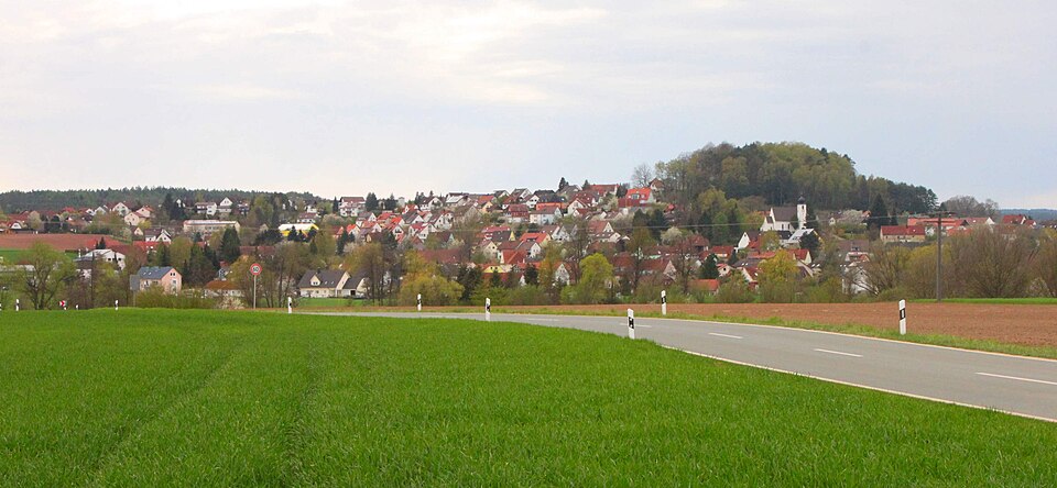 Wärmepumpe-Gurus in Heinersreuth – Ansicht von Heinersreuth (Foto: Benreis) Wärmepumpe-Gurus in Heinersreuth – Ansicht von Heinersreuth