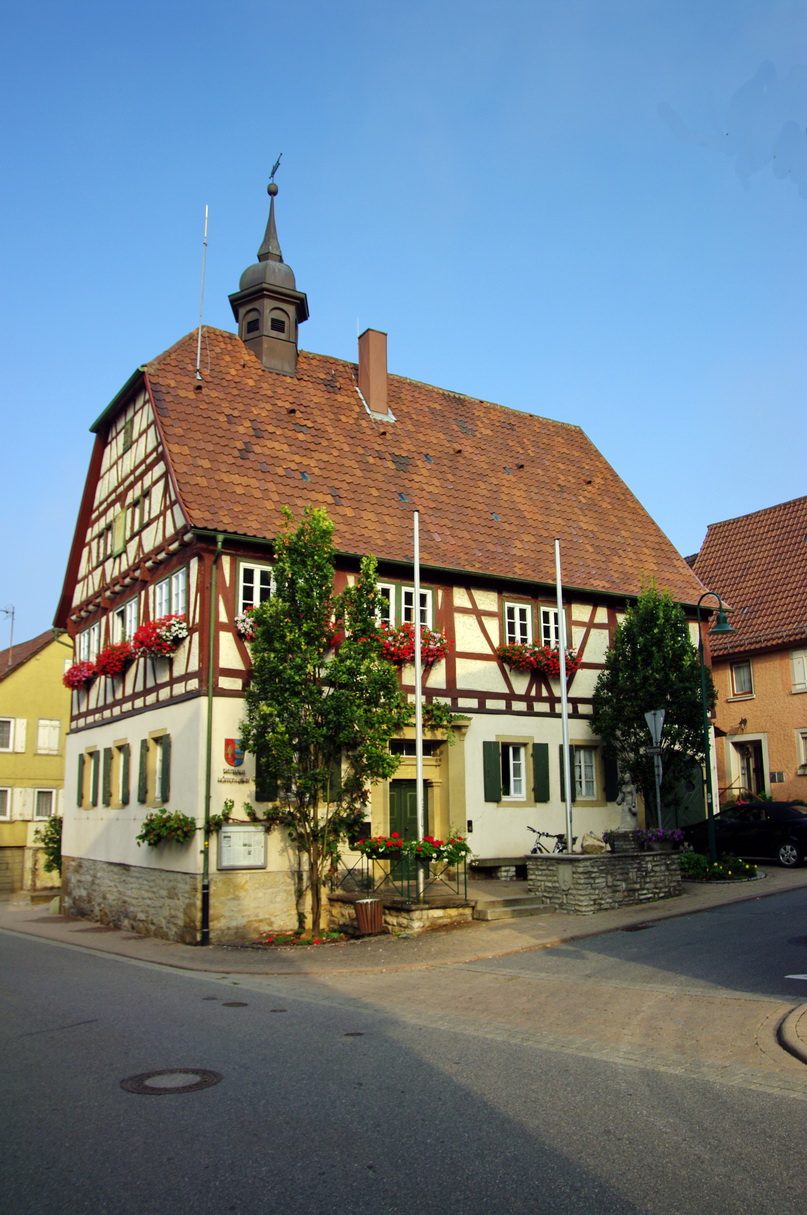 Wärmepumpe-Gurus in Hüffenhardt – Ansicht von Hüffenhardt (Foto: Bgabel) Wärmepumpe-Gurus in Hüffenhardt – Ansicht von Hüffenhardt
