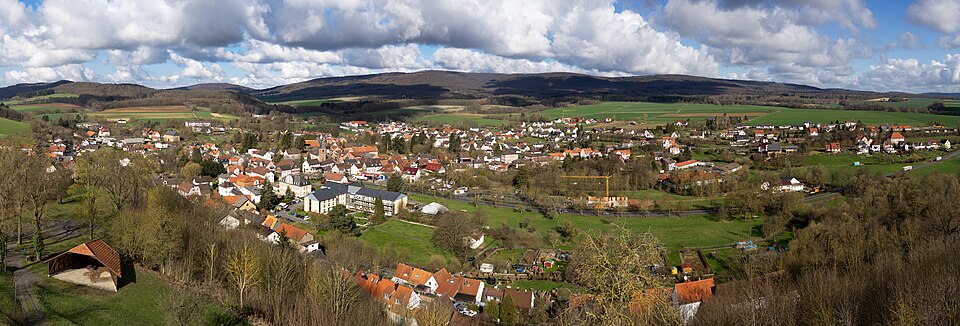 Wärmepumpe-Gurus in Jesberg – Ansicht von Jesberg (Foto: Jörg Braukmann) Wärmepumpe-Gurus in Jesberg – Ansicht von Jesberg