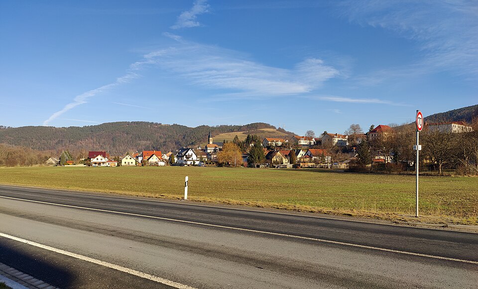 Wärmepumpe-Gurus in Kaulsdorf – Ägidienkirche (Foto: Subbass1) Ägidienkirche in Kaulsdorf – Wärmepumpe-Gurus vermittelt Fachbetriebe in Kaulsdorf