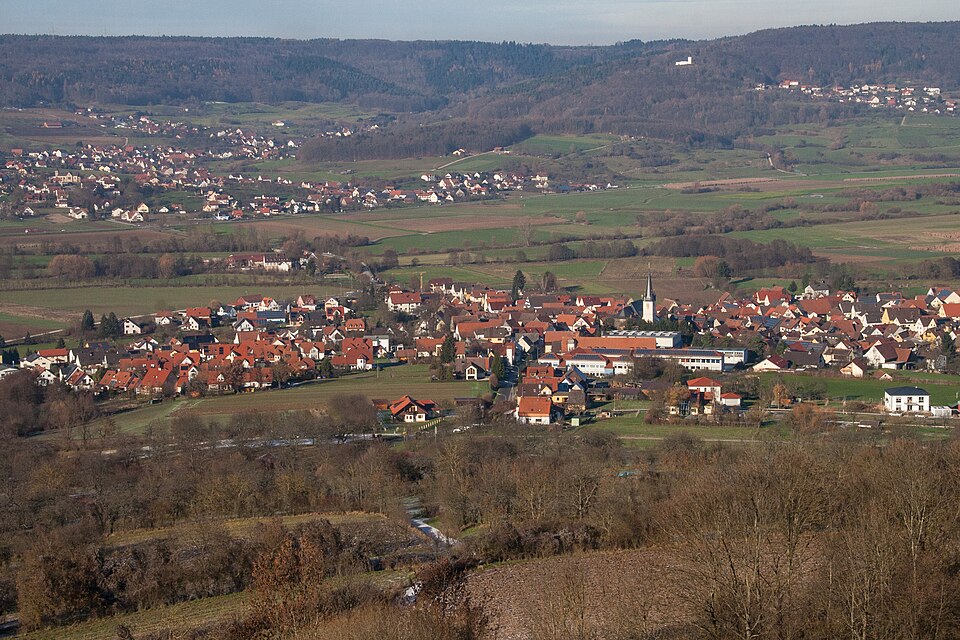 Wärmepumpe-Gurus in Kirchehrenbach – Ansicht von Kirchehrenbach (Foto: Derzno) Wärmepumpe-Gurus in Kirchehrenbach – Ansicht von Kirchehrenbach