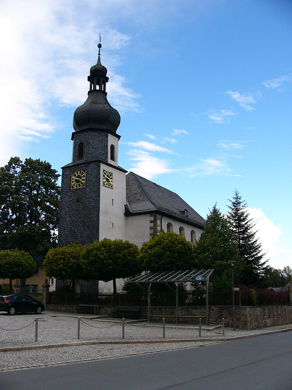 Wärmepumpe-Gurus in Konradsreuth – Kirche (Foto: PeterBraun74) Kirche in Konradsreuth – Wärmepumpe-Gurus vermittelt Fachbetriebe in Konradsreuth