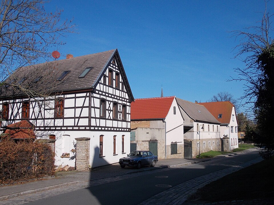Wärmepumpe-Gurus in Kretzschau – Ansicht von Kretzschau (Foto: Jwaller) Wärmepumpe-Gurus in Kretzschau – Ansicht von Kretzschau