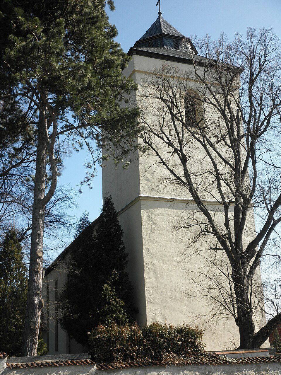 Wärmepumpe-Gurus in Krölpa – Kirchturm (Foto: Wikswat) Kirchturm in Krölpa – Wärmepumpe-Gurus vermittelt Fachbetriebe in Krölpa