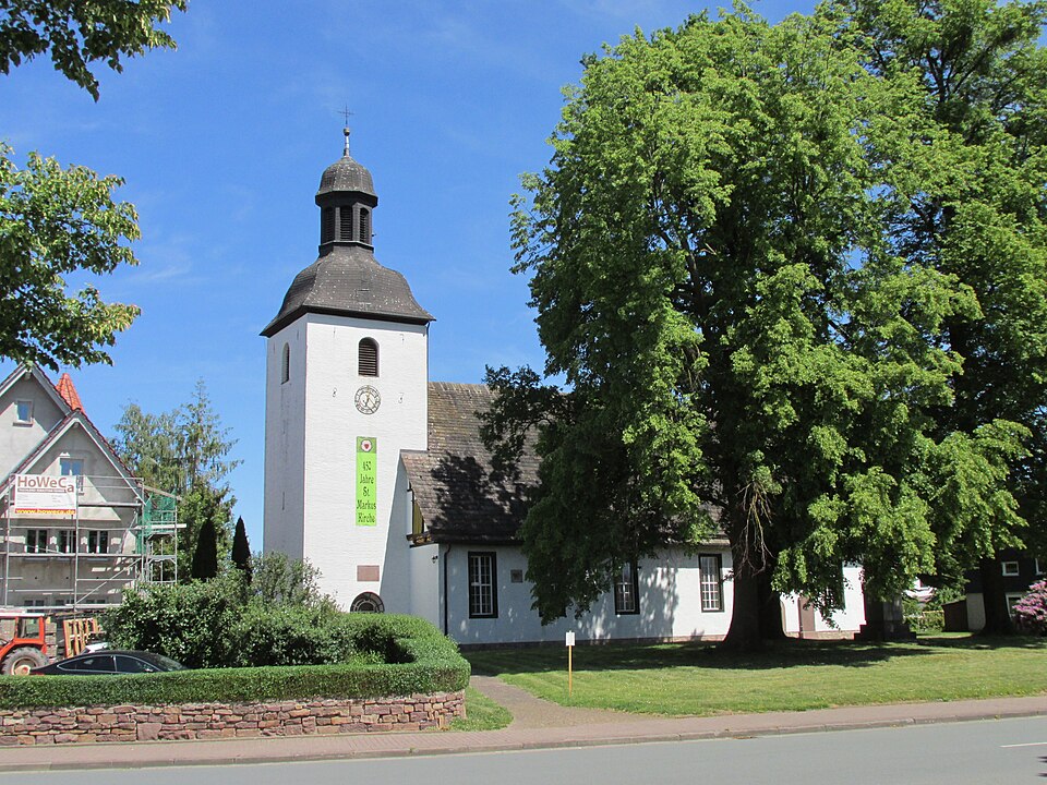 Wärmepumpe-Gurus in Lauenförde – Ansicht von Lauenförde (Foto: GeorgDerReisende) Wärmepumpe-Gurus in Lauenförde – Ansicht von Lauenförde