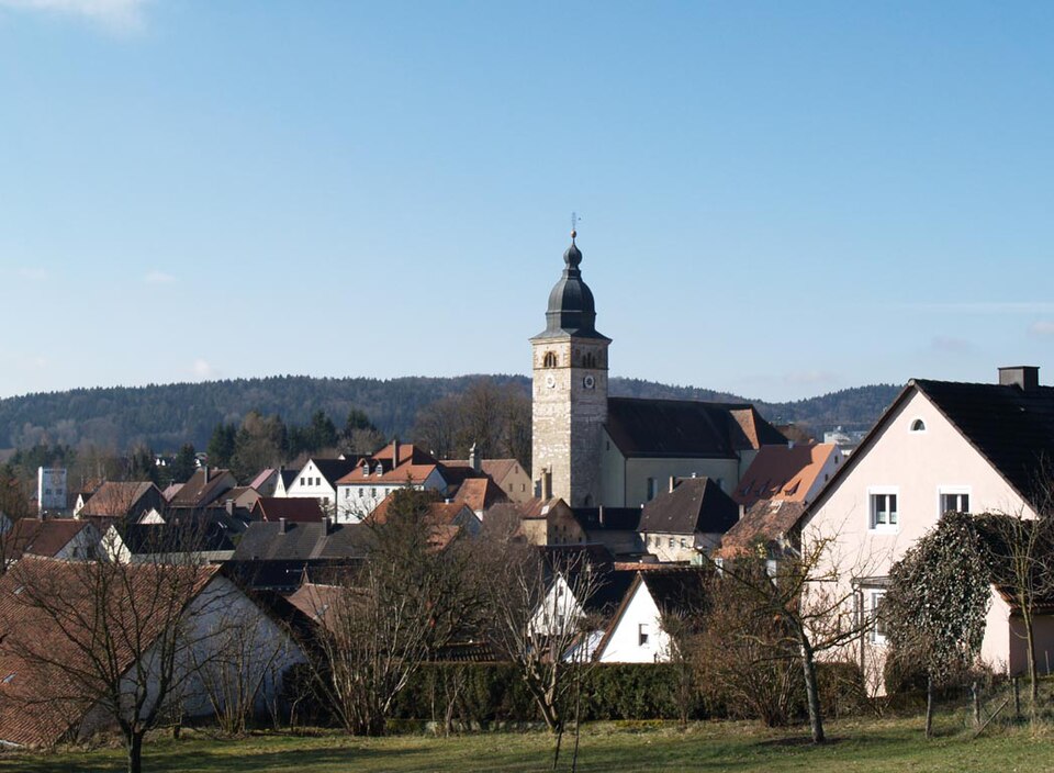 Wärmepumpe-Gurus in Lauterhofen – Ansicht von Lauterhofen (Foto: Fabchief) Wärmepumpe-Gurus in Lauterhofen – Ansicht von Lauterhofen