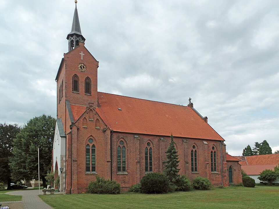 Wärmepumpe-Gurus in Leiferde – Kirche (Foto: Kirchenfan) Kirche in Leiferde – Wärmepumpe-Gurus vermittelt Fachbetriebe in Leiferde