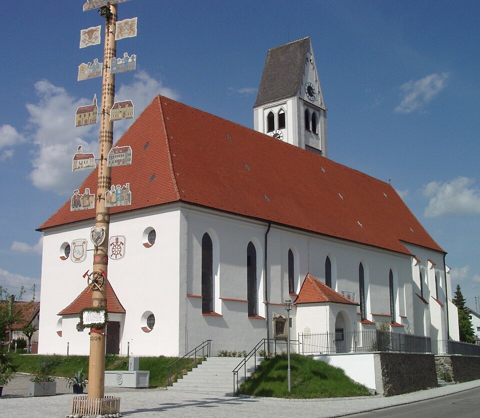 Wärmepumpe-Gurus in Markt Rettenbach – Kirche (Foto: Simon Brixel Wbrix) Kirche in Markt Rettenbach – Wärmepumpe-Gurus vermittelt Fachbetriebe in Markt Rettenbach