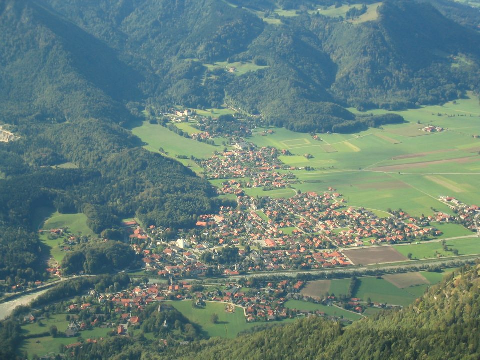 Wärmepumpe-Gurus in Marquartstein – Ansicht von Marquartstein (Foto: Cafezinho) Wärmepumpe-Gurus in Marquartstein – Ansicht von Marquartstein