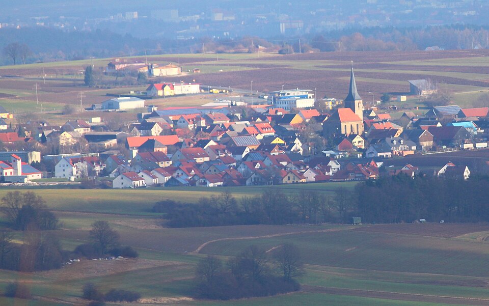 Wärmepumpe-Gurus in Mistelgau – Ansicht von Mistelgau (Foto: Benreis) Wärmepumpe-Gurus in Mistelgau – Ansicht von Mistelgau