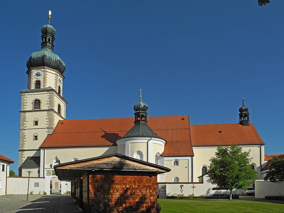 Wärmepumpe-Gurus in Neukirchen b. Hl. Blut – Ansicht von Neukirchen b. Hl. Blut (Foto: SchiDD) Wärmepumpe-Gurus in Neukirchen b. Hl. Blut – Ansicht von Neukirchen b. Hl. Blut