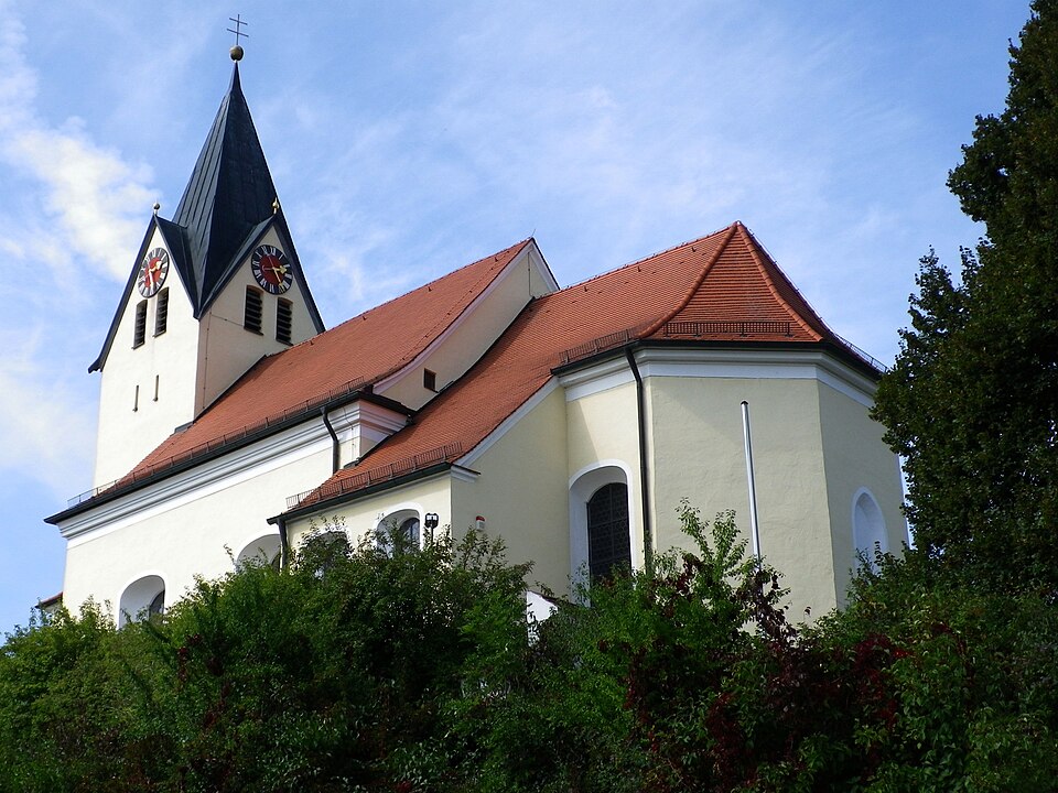 Wärmepumpe-Gurus in Oberhausen – Kirche (Foto: Christian-wittmann-1964) Kirche in Oberhausen – Wärmepumpe-Gurus vermittelt Fachbetriebe in Oberhausen