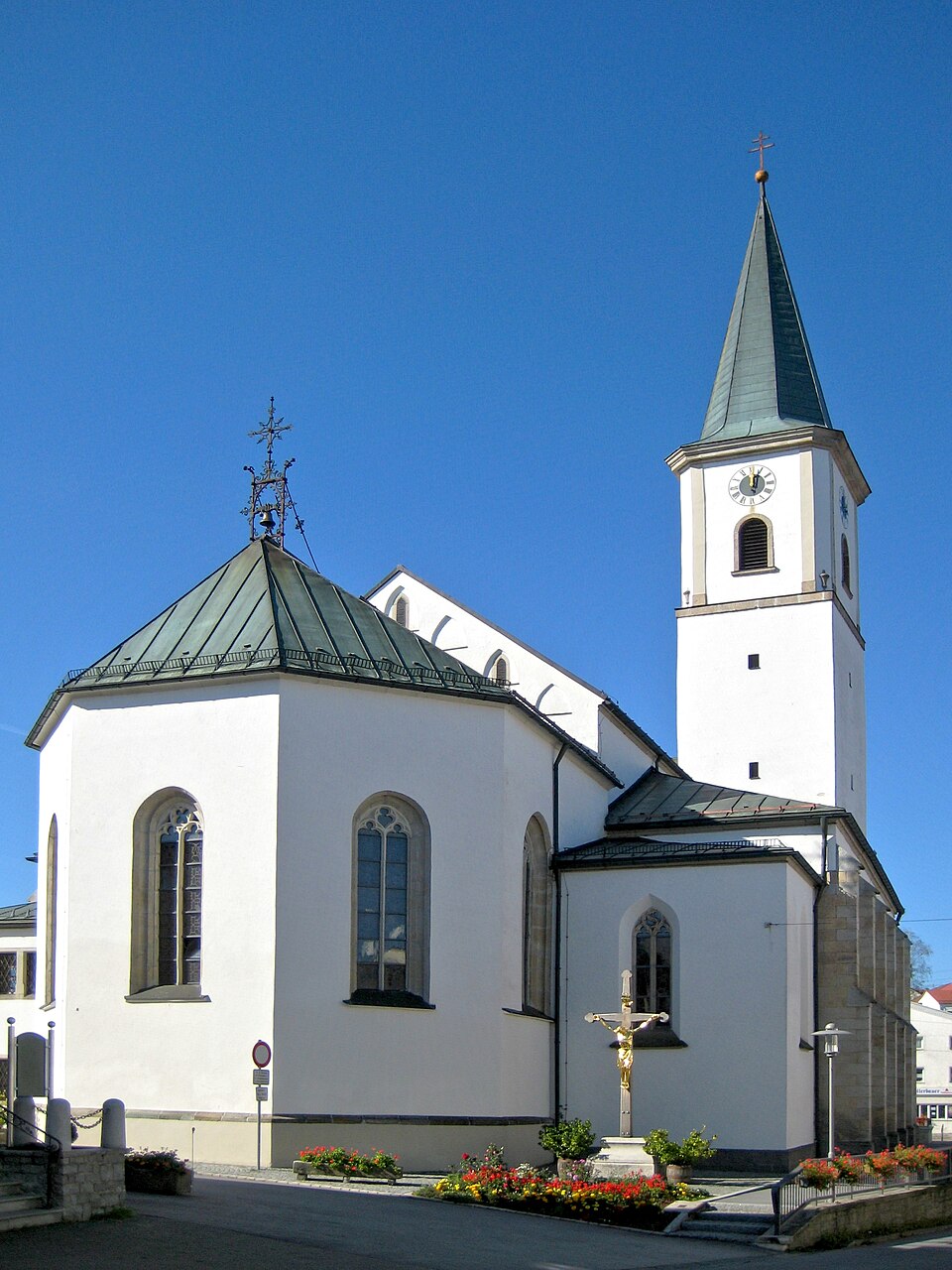 Wärmepumpe-Gurus in Perlesreut – Kirche (Foto: Aconcagua) Kirche in Perlesreut – Wärmepumpe-Gurus vermittelt Fachbetriebe in Perlesreut