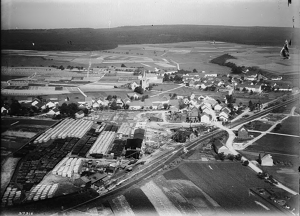 Wärmepumpe-Gurus in Reinsfeld – Ortsansicht (Foto: Hersteller: Hansa Luftbild) Ortsansicht in Reinsfeld – Wärmepumpe-Gurus vermittelt Fachbetriebe in Reinsfeld