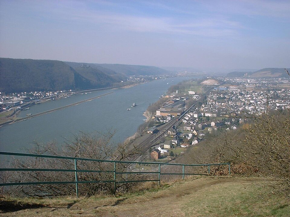 Wärmepumpe-Gurus in Rheinbrohl – Ansicht von Rheinbrohl (Foto: DorisAntony at German Wikipedia) Wärmepumpe-Gurus in Rheinbrohl – Ansicht von Rheinbrohl