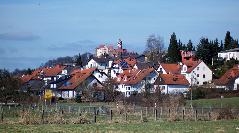 Wärmepumpe-Gurus in Ronneburg – Ansicht von Ronneburg (Foto: INyx) Wärmepumpe-Gurus in Ronneburg – Ansicht von Ronneburg