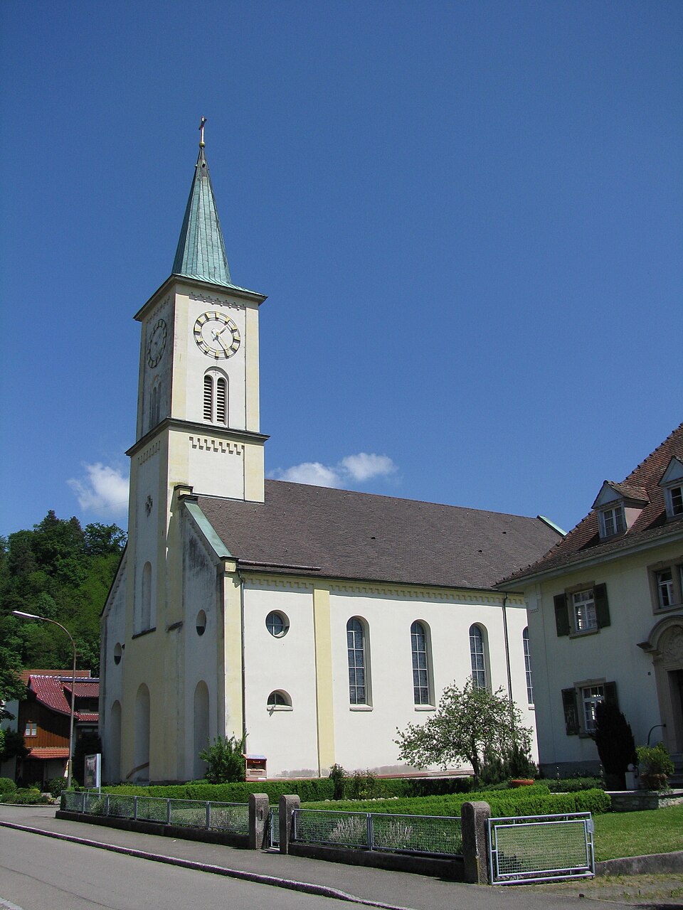 Wärmepumpe-Gurus in Schwörstadt – Kirche (Foto: Dimelina) Kirche in Schwörstadt – Wärmepumpe-Gurus vermittelt Fachbetriebe in Schwörstadt