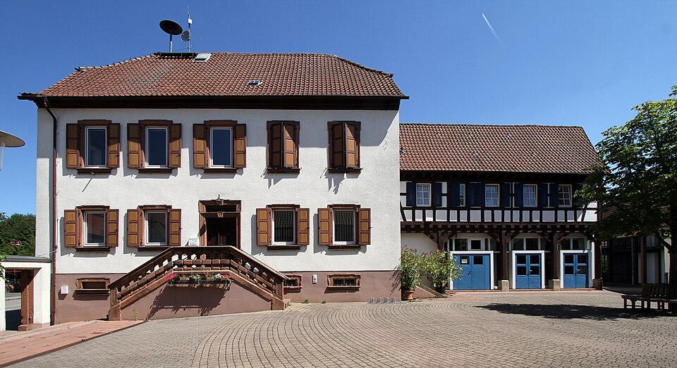 Wärmepumpe-Gurus in Steinweiler – Ansicht von Steinweiler (Foto: Gerd Eichmann) Wärmepumpe-Gurus in Steinweiler – Ansicht von Steinweiler
