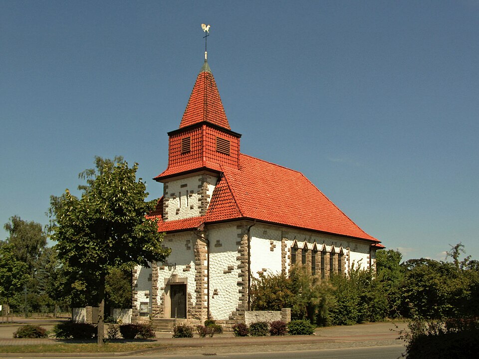 Wärmepumpe-Gurus in Velpke – Kirche (Foto: Kirchenfan) Kirche in Velpke – Wärmepumpe-Gurus vermittelt Fachbetriebe in Velpke