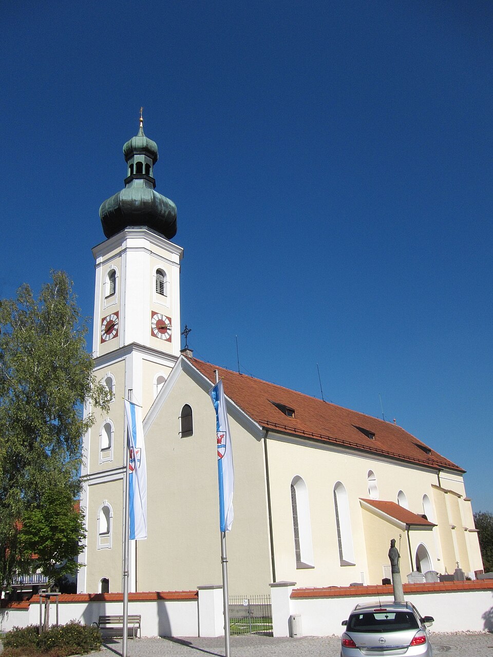 Wärmepumpe-Gurus in Walpertskirchen – Kirche (Foto: AHert) Kirche in Walpertskirchen – Wärmepumpe-Gurus vermittelt Fachbetriebe in Walpertskirchen