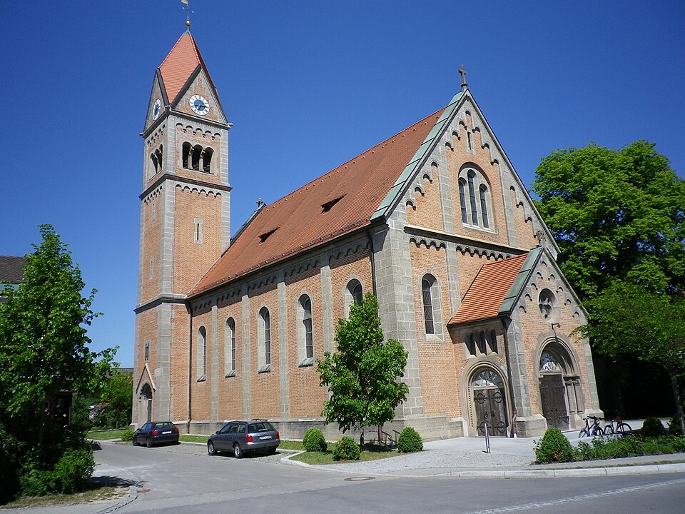 Wärmepumpe-Gurus in Weichering – Kirche (Foto: Christian-wittmann-1964) Kirche in Weichering – Wärmepumpe-Gurus vermittelt Fachbetriebe in Weichering