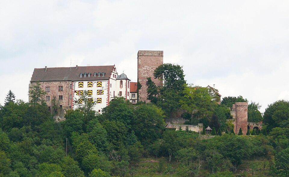 Wärmepumpe-Gurus in Werbach – Ansicht von Werbach (Foto: Bernd Haynold) Wärmepumpe-Gurus in Werbach – Ansicht von Werbach