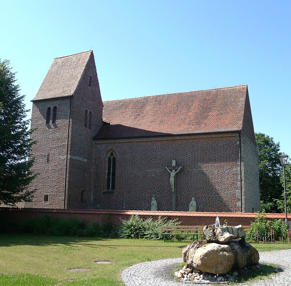 Wärmepumpe-Gurus in Zeilarn – Kirche (Foto: Konrad Lackerbeck) Kirche in Zeilarn – Wärmepumpe-Gurus vermittelt Fachbetriebe in Zeilarn